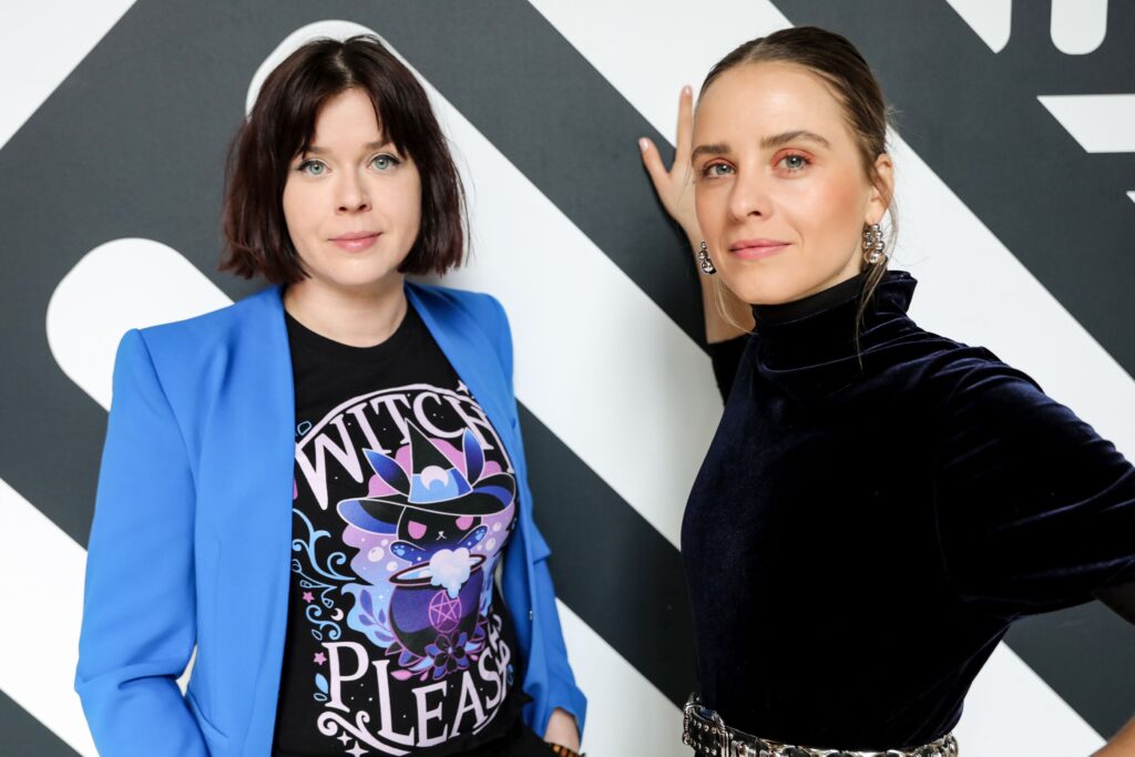 Foto von Mareike Fallwickl und Eva Reisinger
